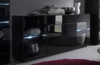 Prosklená komoda Astor 1 – provedení wenge / černé sklo