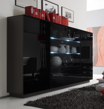 Elegantní prosklená vitrína s osvětlením Astor 2